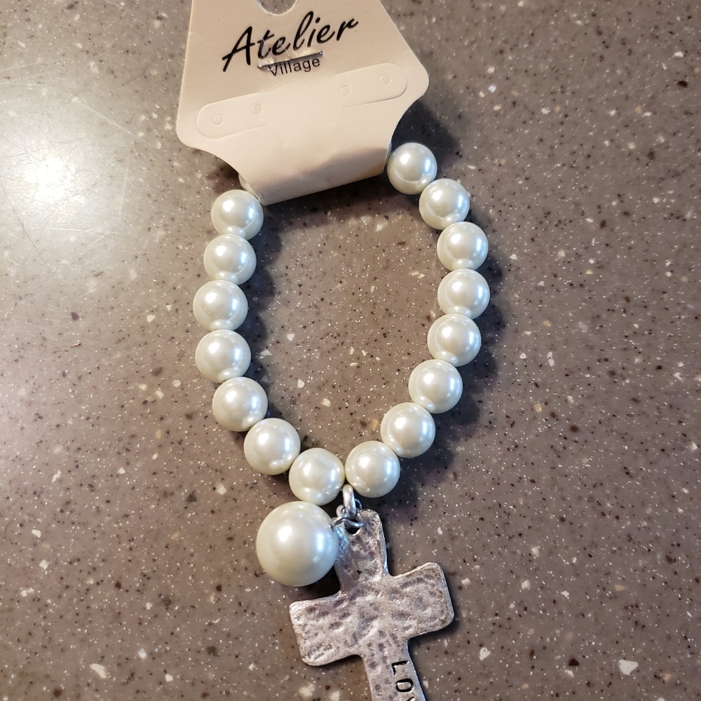 Pearl Charm bracelet